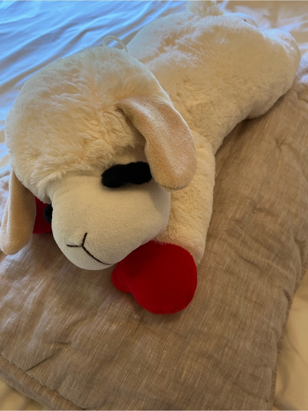 DreamWorks Lambchop jumbo plush nwot